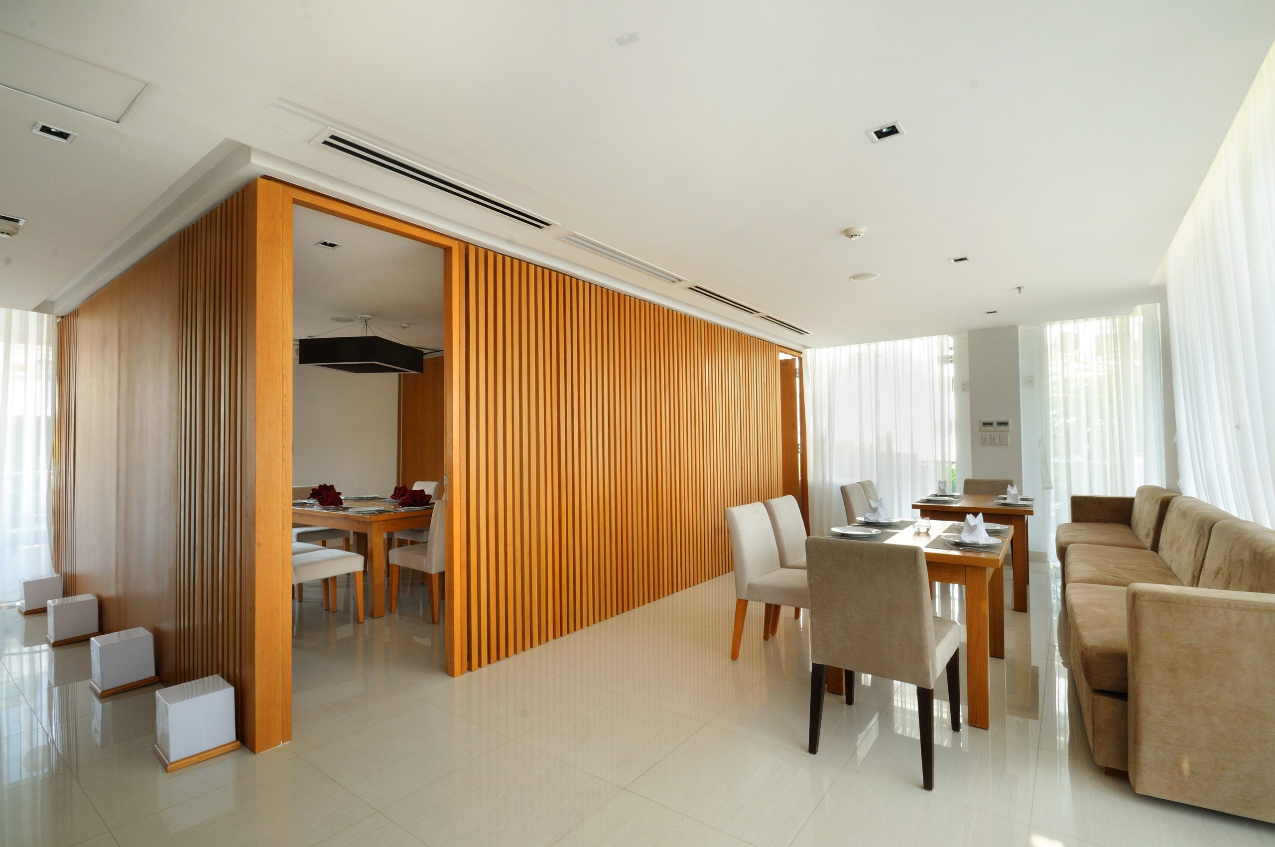 https://www.thoaidoan.com/wp-content/uploads/2023/03/LPN_4132-copy-scaled.jpg